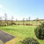 5 Bedroom Gorgeous In Valdalliere 펜션 Montchamp (Calvados)