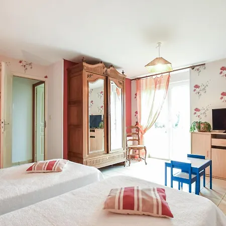 Cozy Home In Montchamp Valdalliere With Wifi *